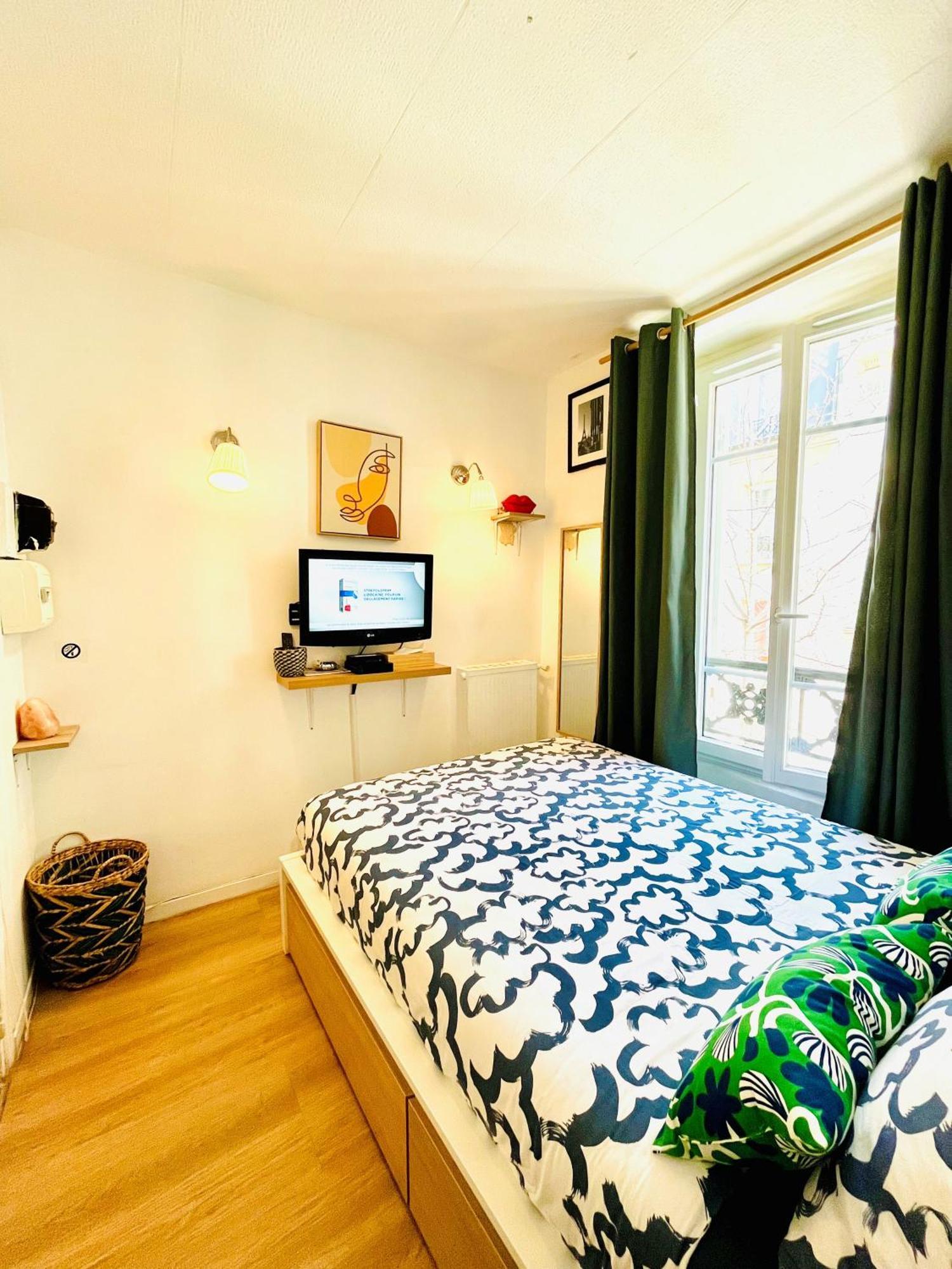 Appartement Magnifique Les Batignolles Parijs